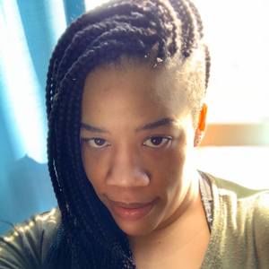 Meet your Posher, Nikia